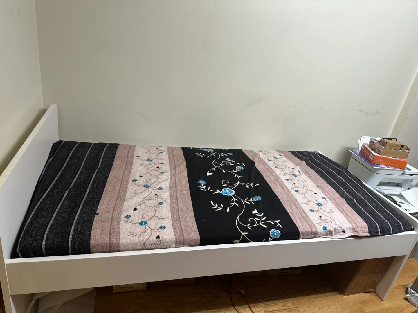 Single Bed Frame with Mattress
