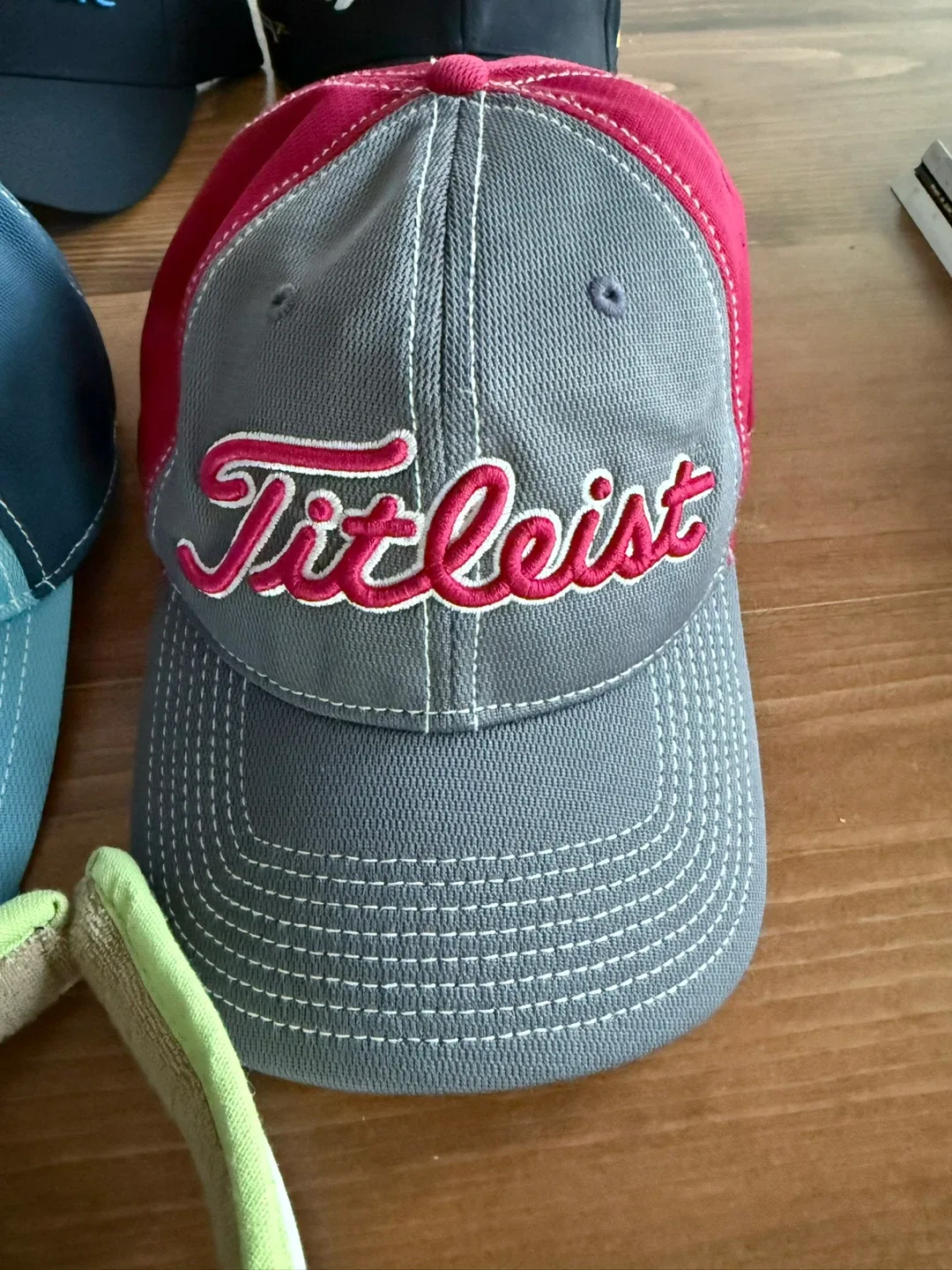 Titleist Golf Hat - Grey & Pink