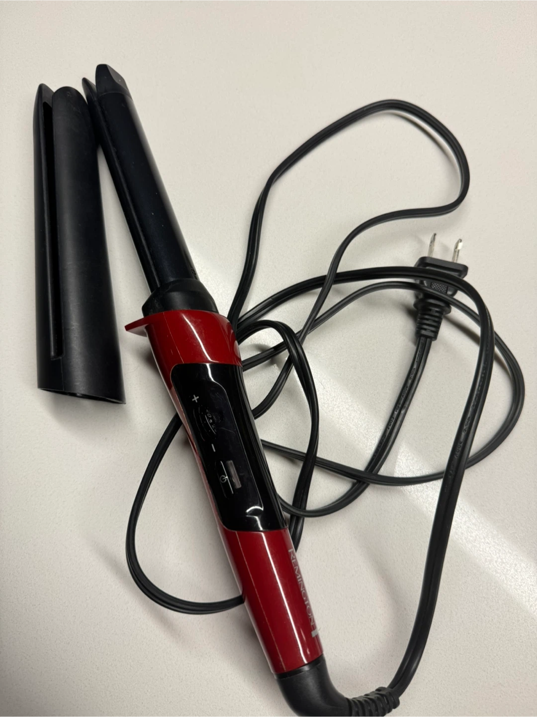 Remington Curling Iron-free with any other purchase - photo 2