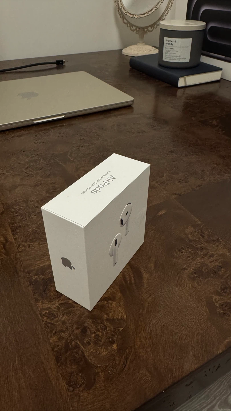 [UPOPENED!] Apple AirPods 4 with Active Noise Cancellation