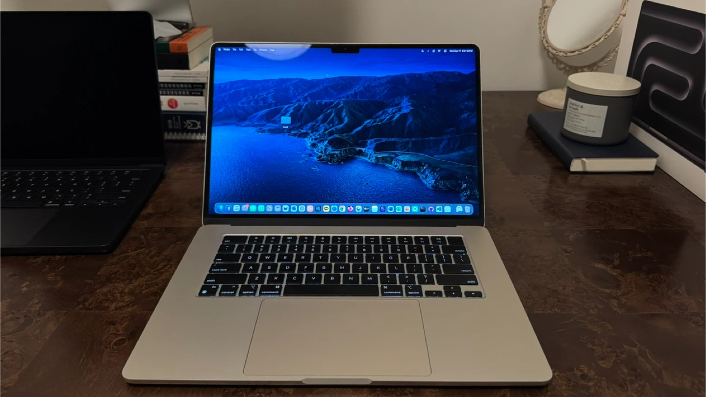 [PRICEDOWN] Apple Macbook Air 15-inch M3, 16GB