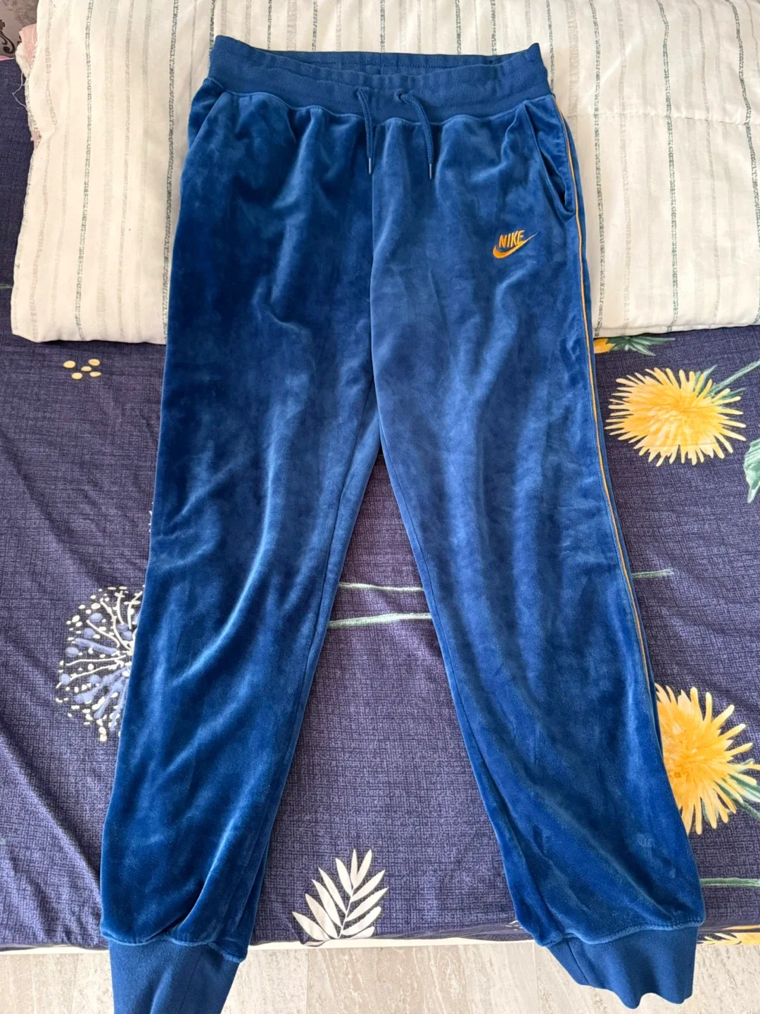 Nike Velour Tracksuit - Blue image indicator(2)
