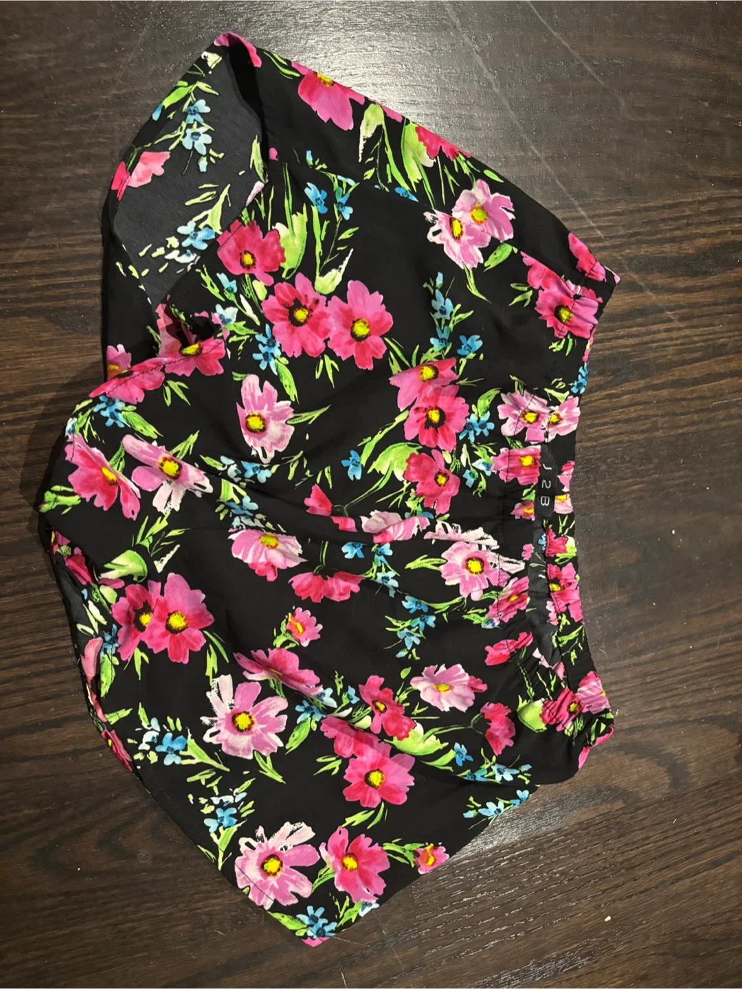 2B Bebe Floral Print Shorts - Size 2 thumbnail