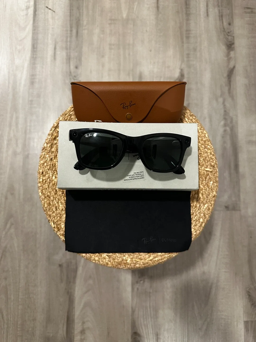 Ray-Ban Meta Wayfarer Smart Glasses - Black thumbnail