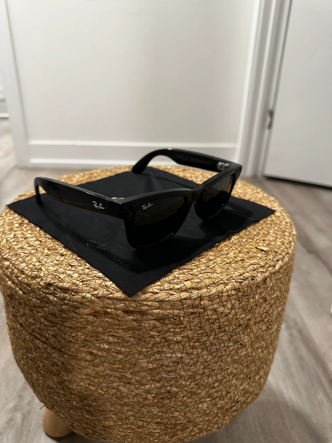 Ray-Ban Meta Wayfarer Smart Glasses - Black - photo 3