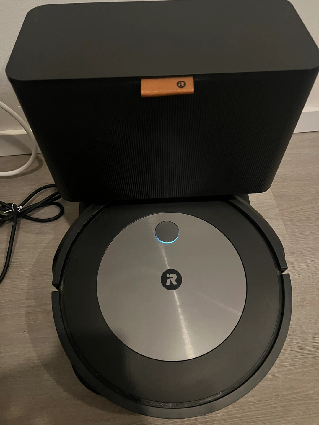 iRobot Roomba j7+ Self-Emptying Robot Vacuum - photo 2