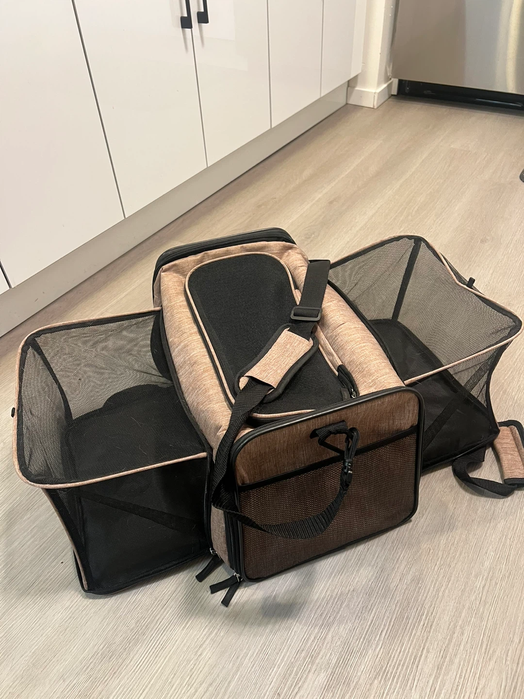 Expandable Pet Carrier - Beige & Black - photo 2