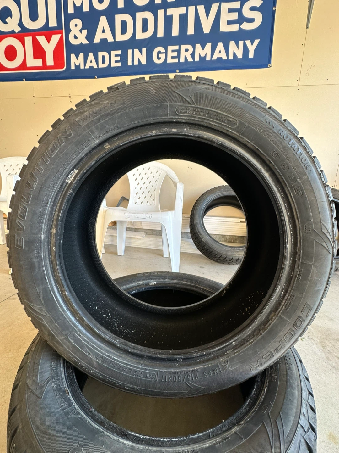 Cooper Evolution Winter Tires - 215/50R17