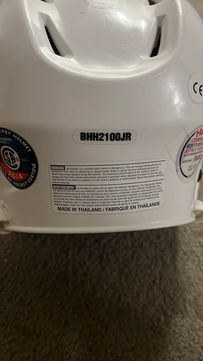 Bauer Hockey Skates & Knee Pads - Youth Size image indicator(7)