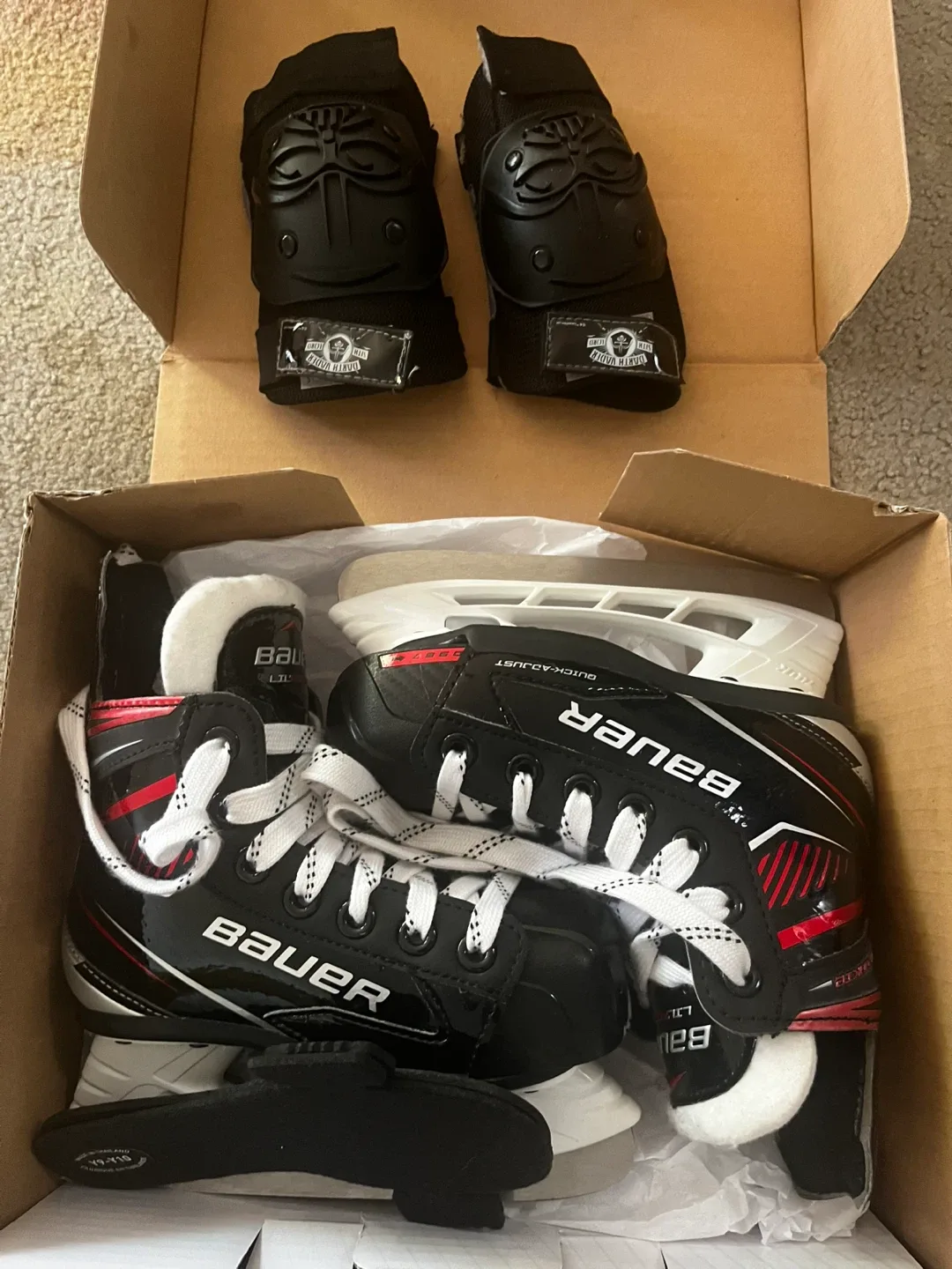 Bauer Hockey Skates & Knee Pads - Youth Size image indicator(3)