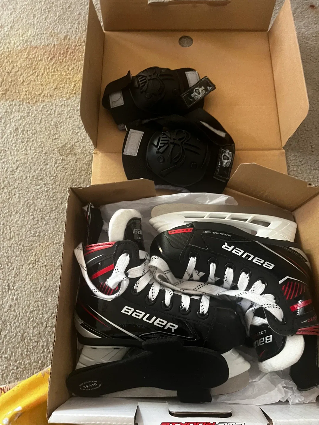 Bauer Hockey Skates & Knee Pads - Youth Size image indicator(4)