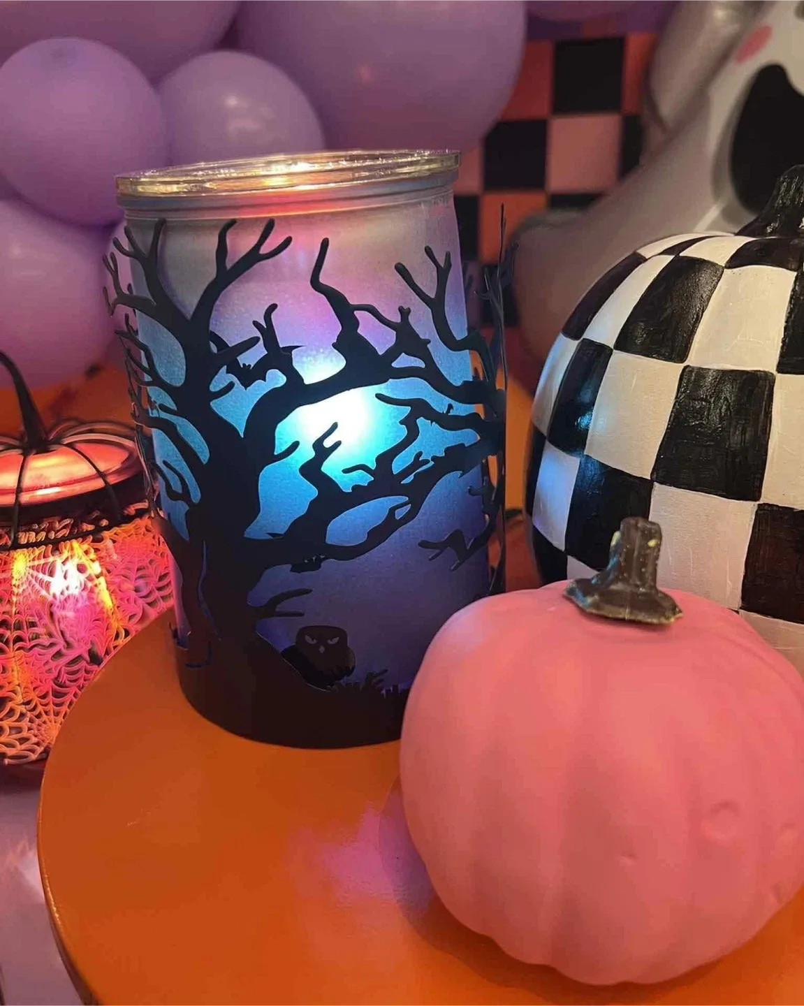Scentsy Haunting Horizons Warmer! thumbnail