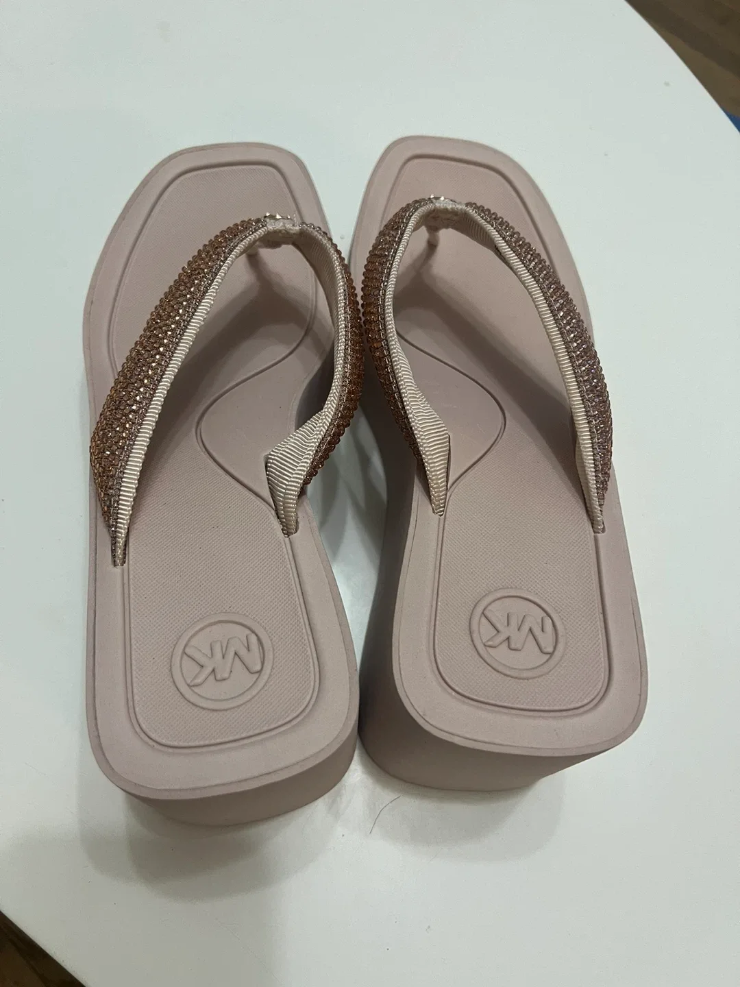 Michael Kors Women's Platform Flip Flops image indicator(3)