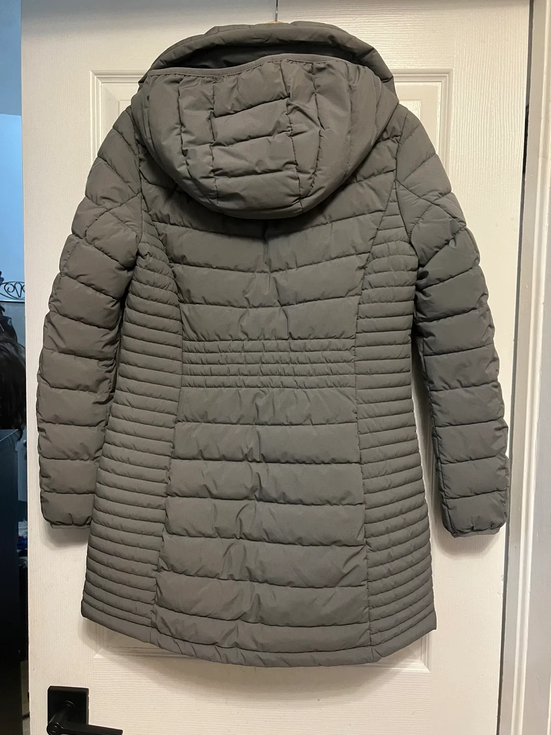 DKNY Grey Puffer Coat image indicator(3)