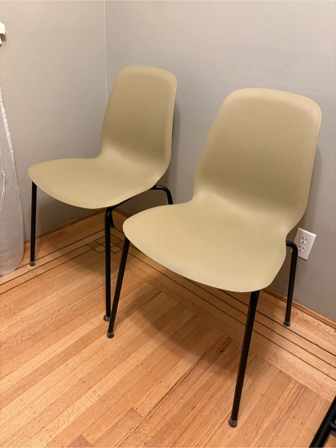 IKEA LIDAS LEIFARNE Chairs - Olive green with black legs