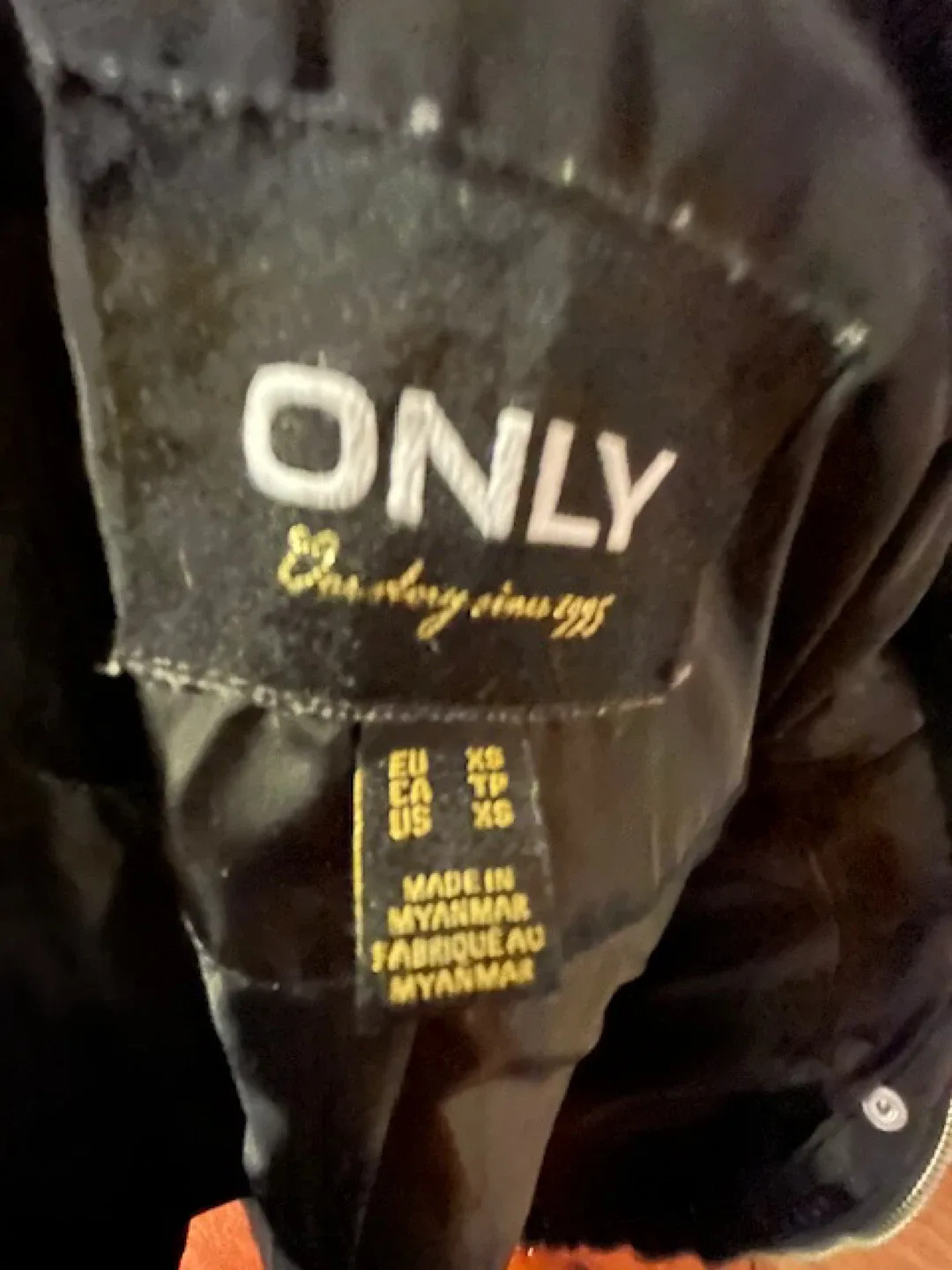 ONLY Black Puffer Coat - Size XS image indicator(2)