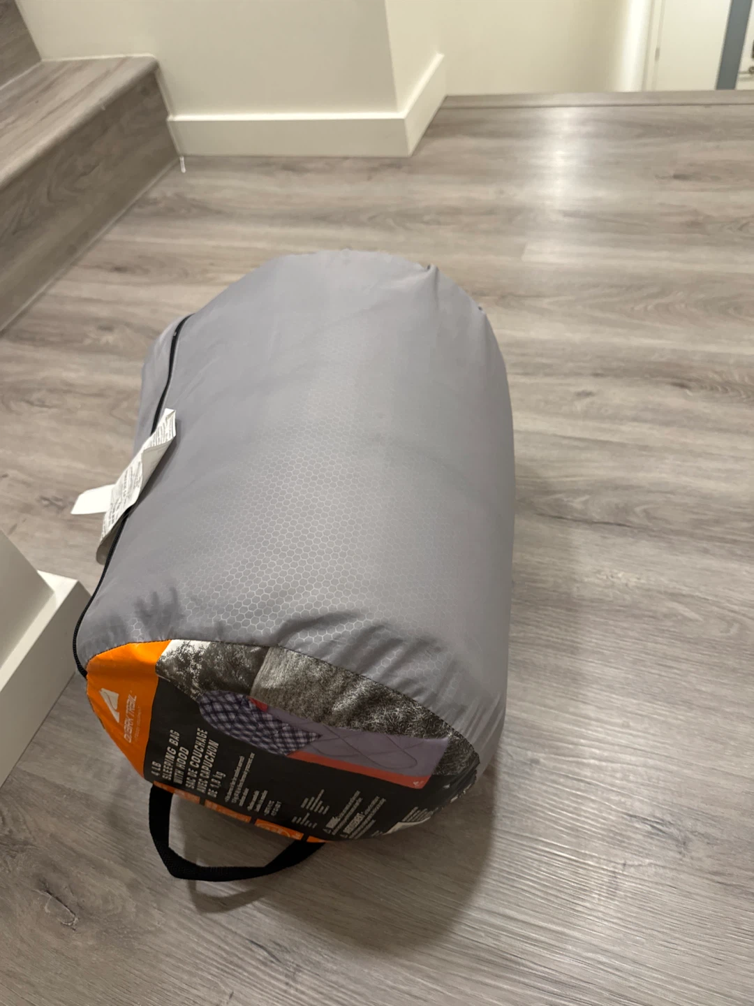 Ozark Trail 4 LB Sleeping Bag with Hood - photo 2
