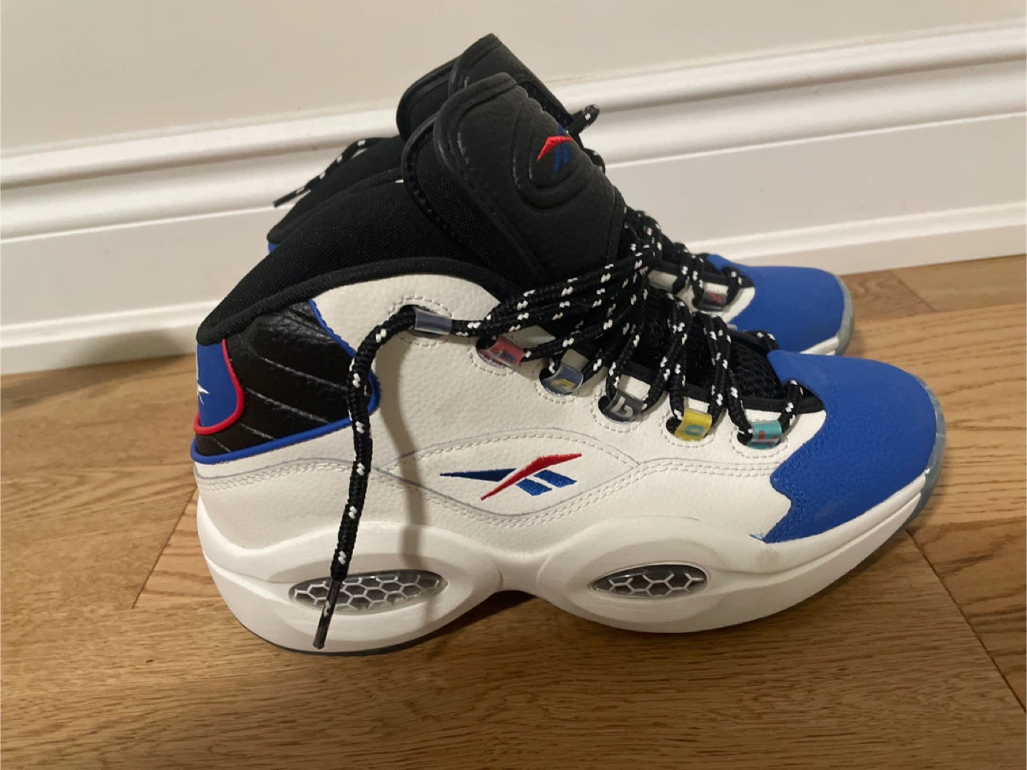 Reebok Question Mid Basketball Shoes, Size US 8