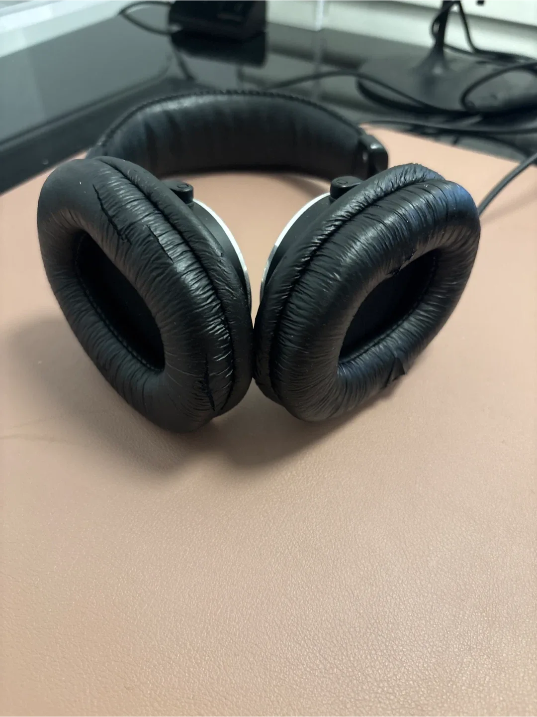 Sony MDR-CD900ST Dynamic Stereo Headphones image indicator(6)