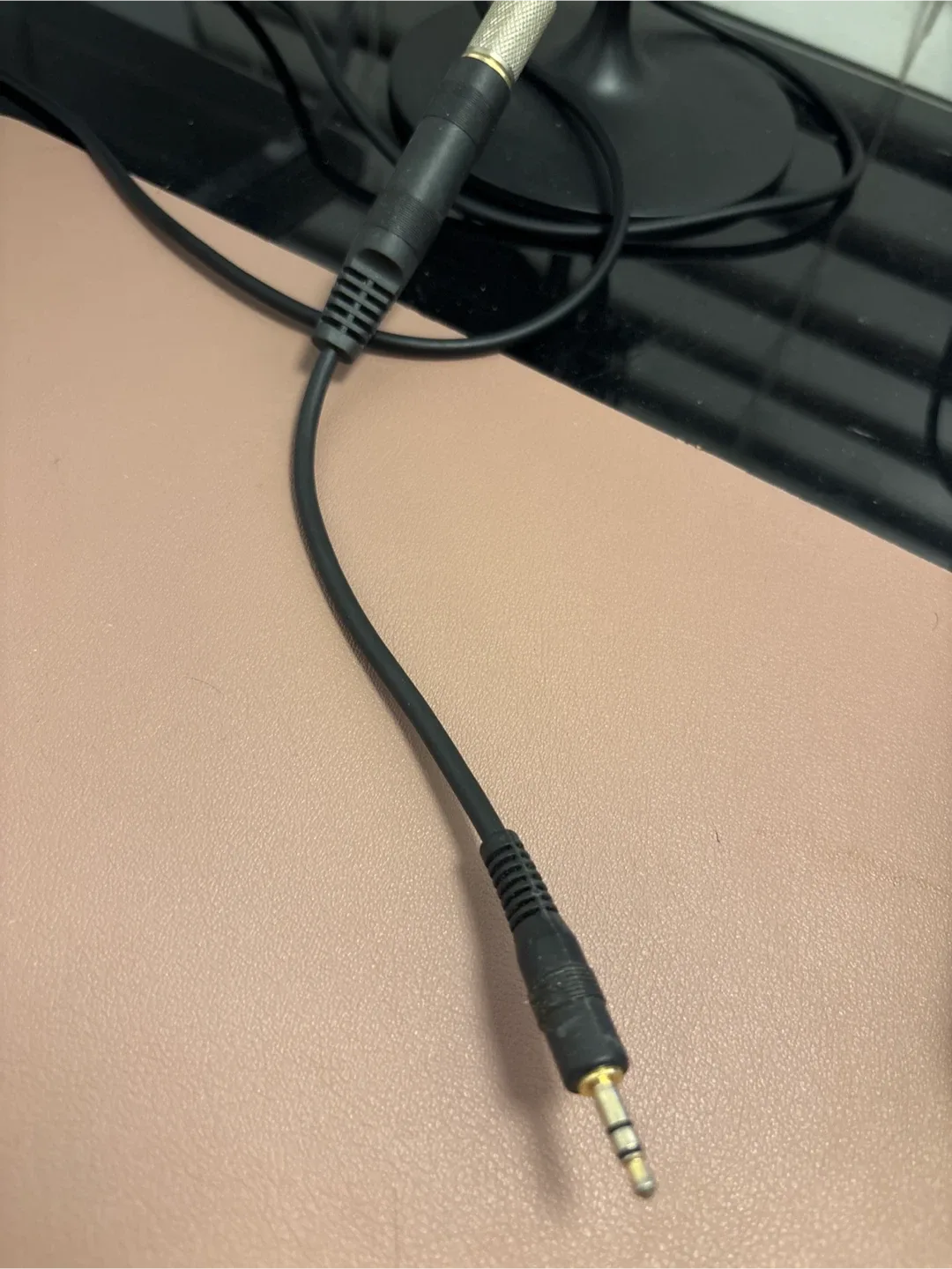 Sony MDR-CD900ST Dynamic Stereo Headphones image indicator(2)