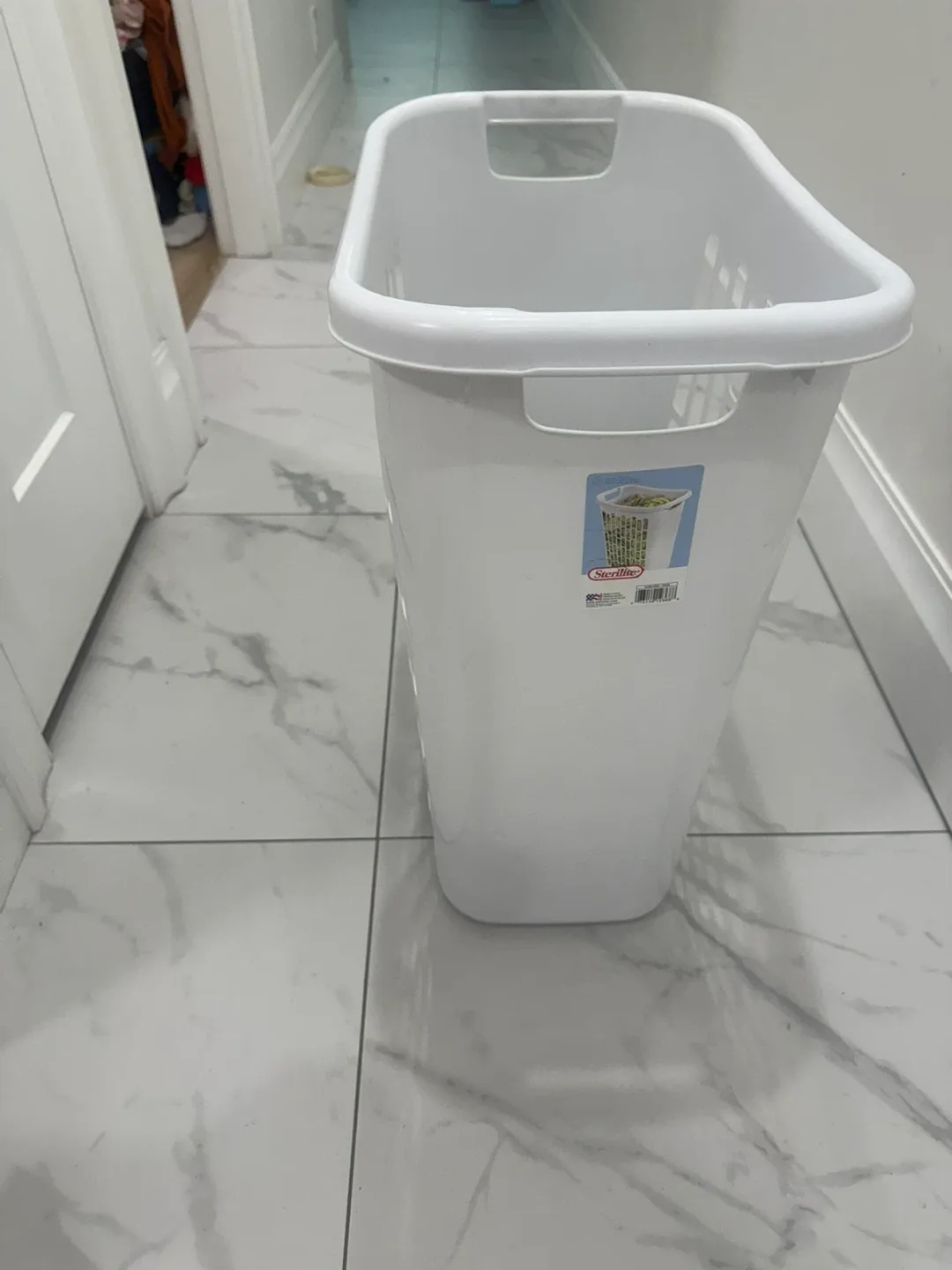 Sterilite White Laundry Basket thumbnail