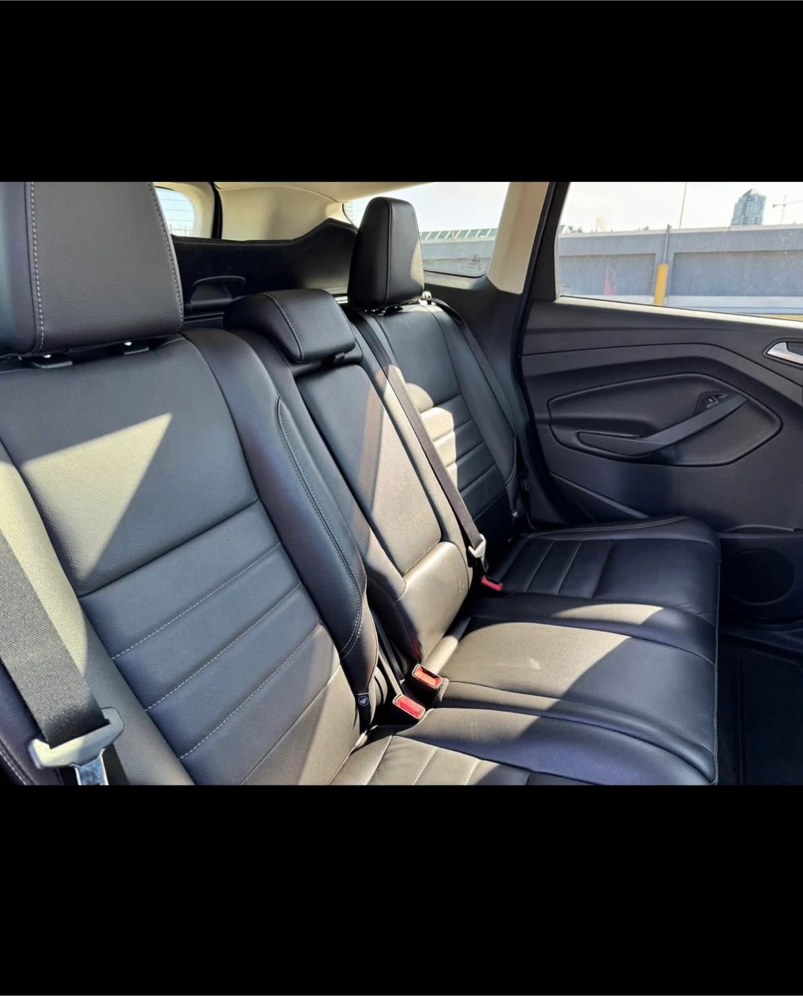 Ford Escape Interior and Exterior - photo 2