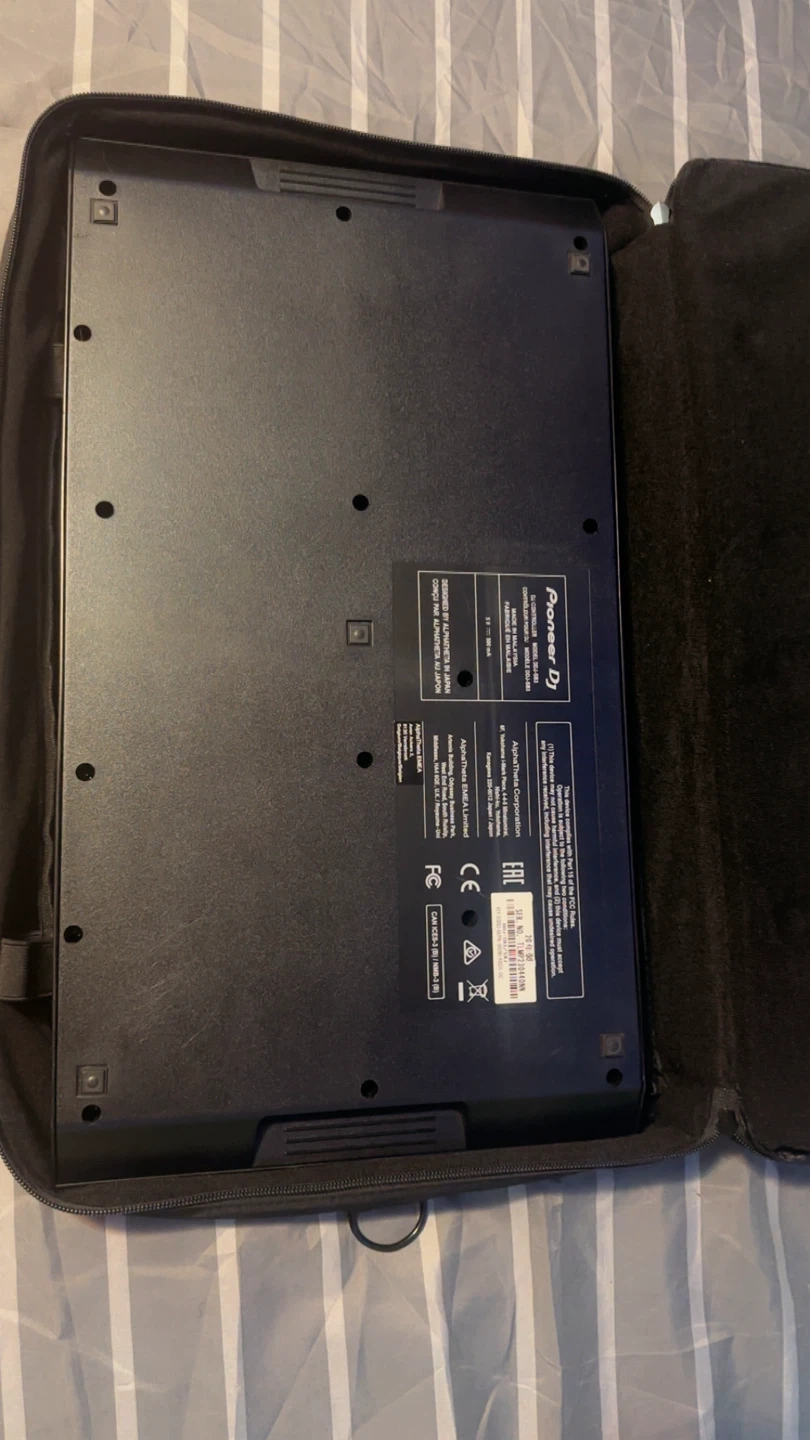 Pioneer DJ DDJ-SB3 DJ Controller - photo 2