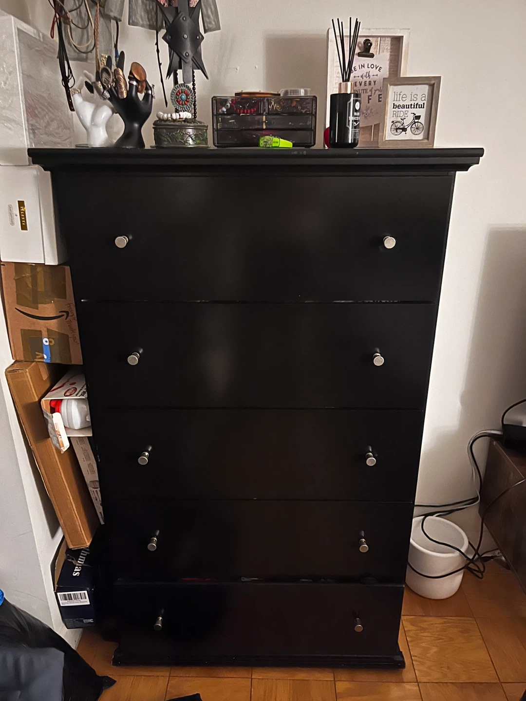 Black 5-Drawer Dresser