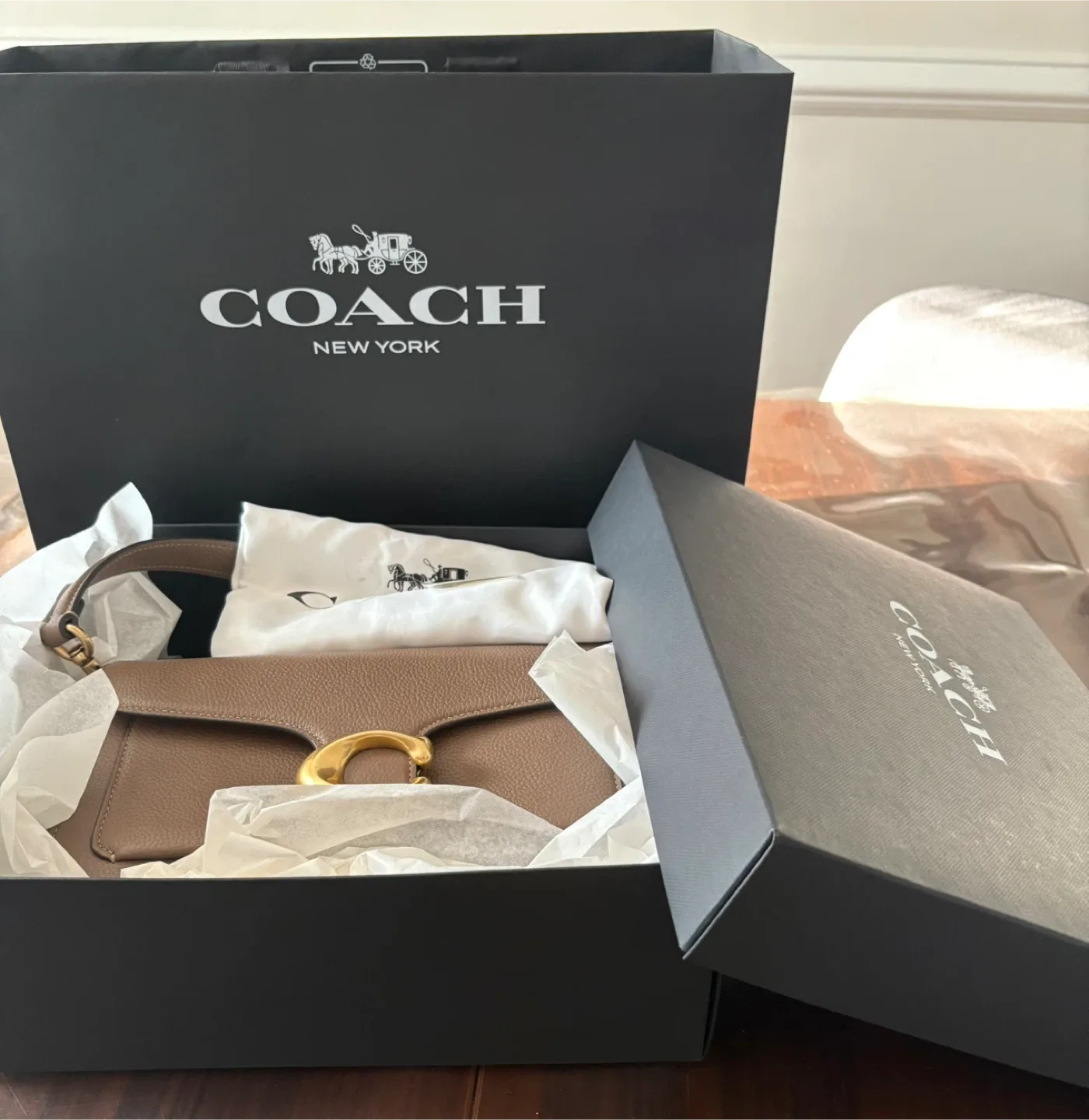 New Coach Tabby Bag 26”in Taupe Pebbled Leather image indicator(10)