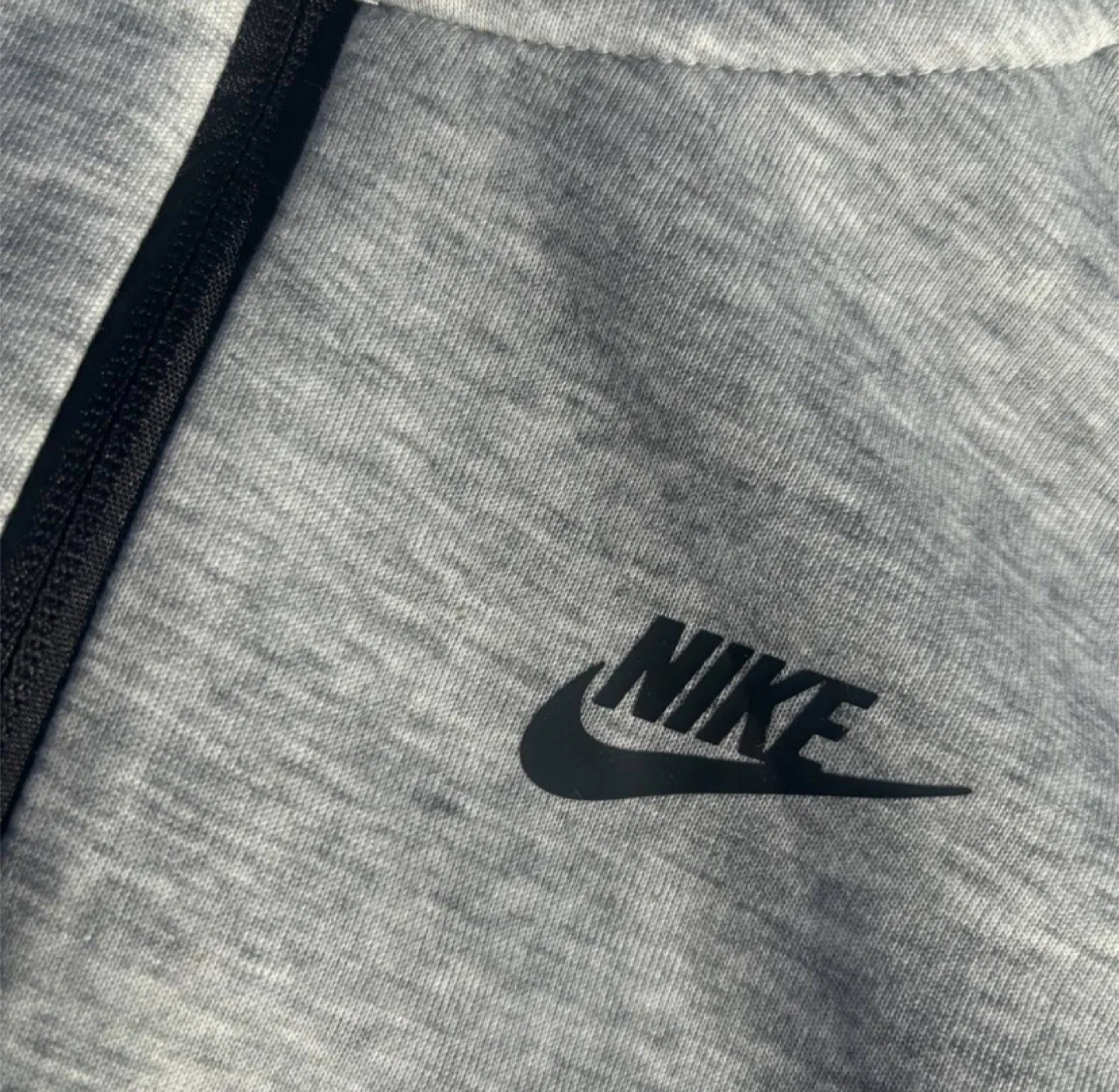 Nike Tech Fleece Full Zip Hoodie & Joggers Tracksuit Grey image indicator(7)