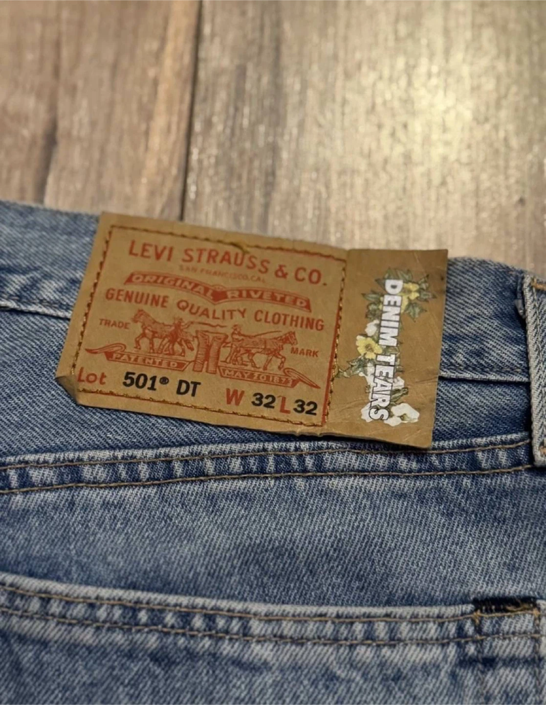 Levi’s Denim Tears 501 Jeans Blue White Cotton Wreath Print - photo 3
