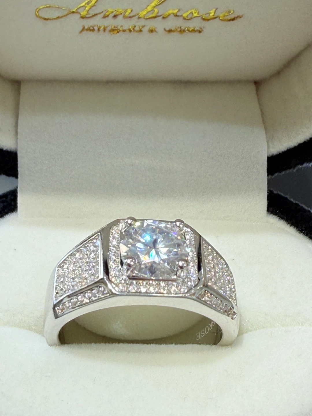 2 carats 925 sterling silver moissanite ring - photo 2