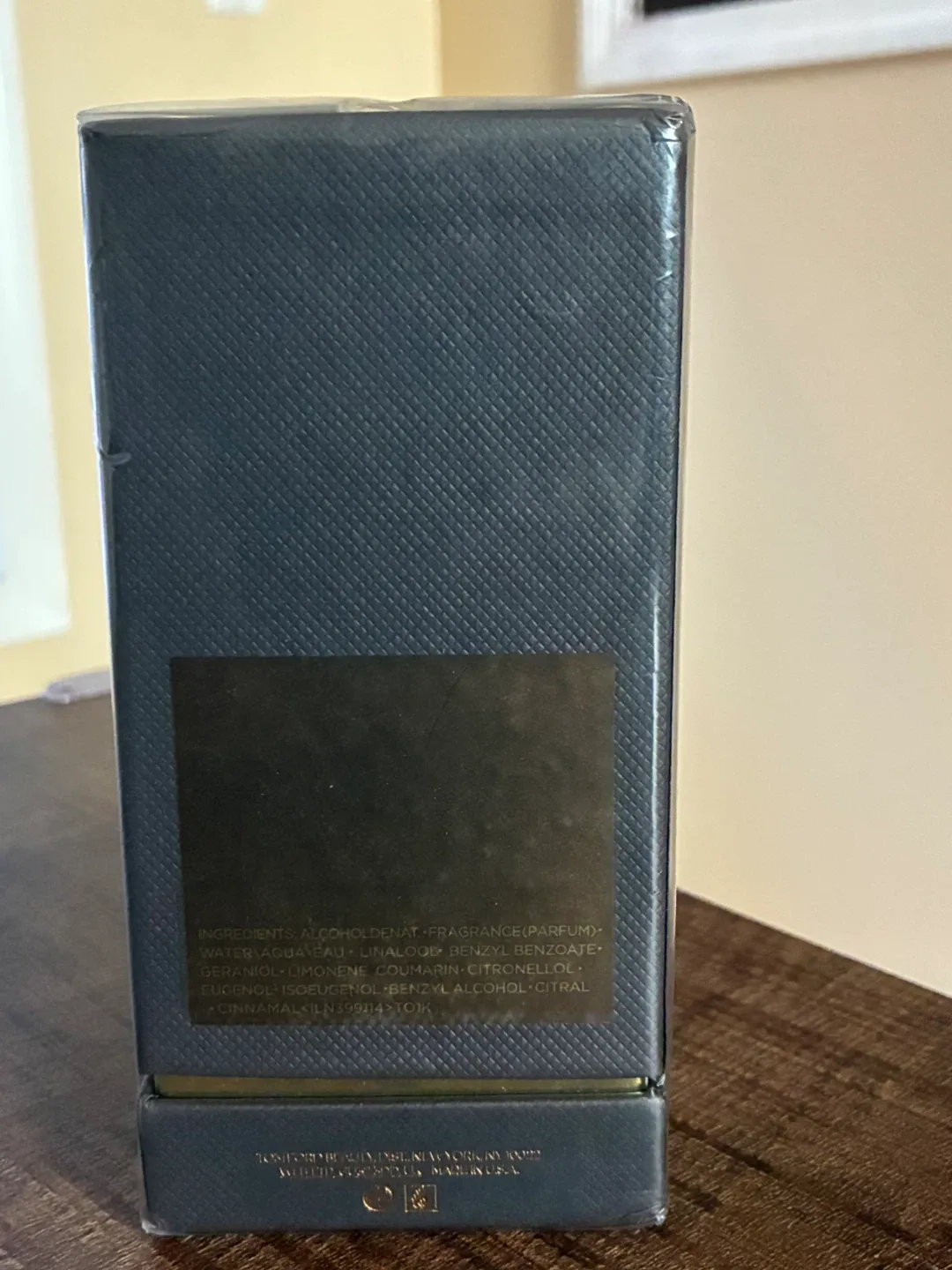 Tom Ford Tobacco Vanille Eau de Parfum 100ml - New image indicator(2)