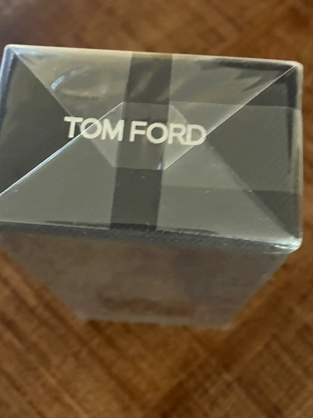 Tom Ford Tobacco Vanille Eau de Parfum 100ml - New image indicator(3)