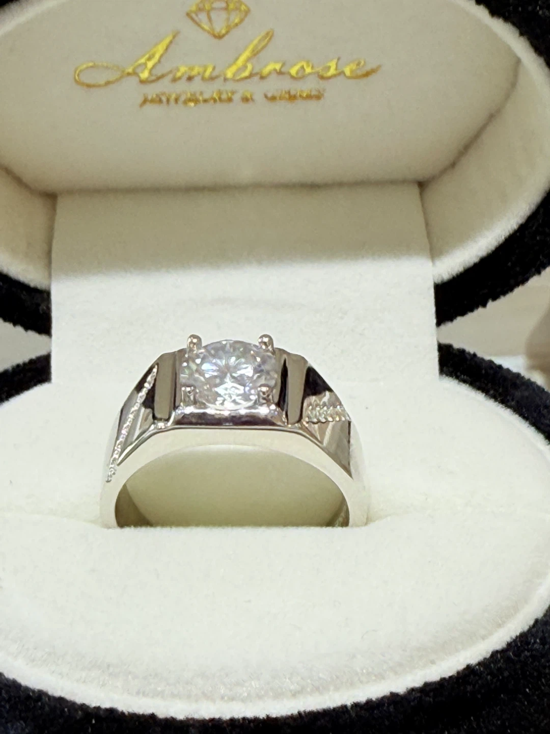 2 carats 925 sterling silver moissanite ring - photo 2