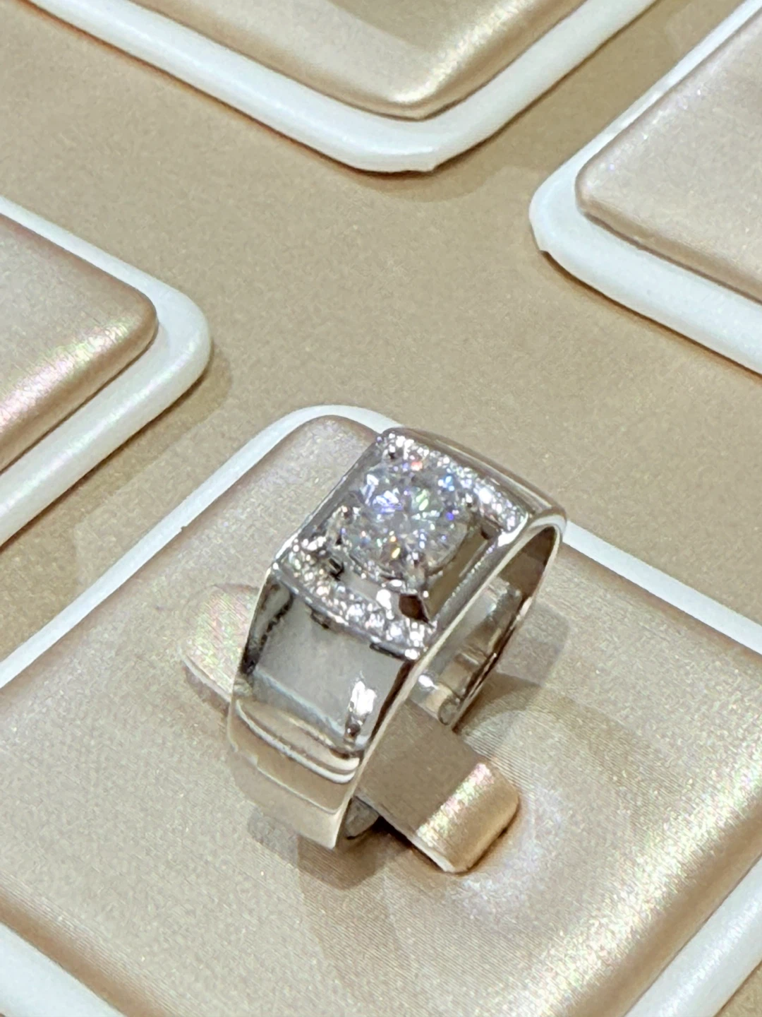 1 carat 925 sterling silver moissanite ring - photo 4
