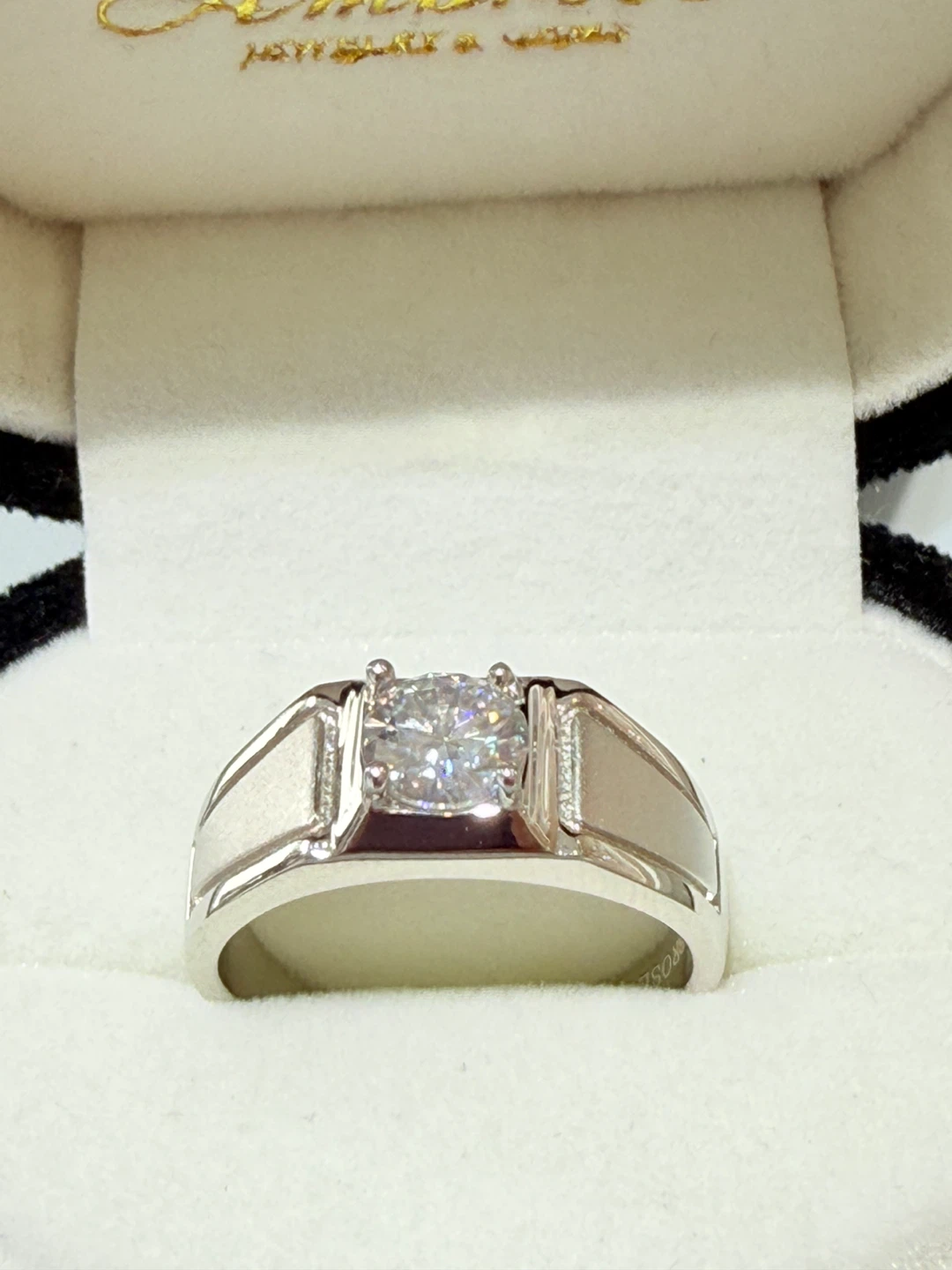 1 carat 925 sterling silver moissanite ring