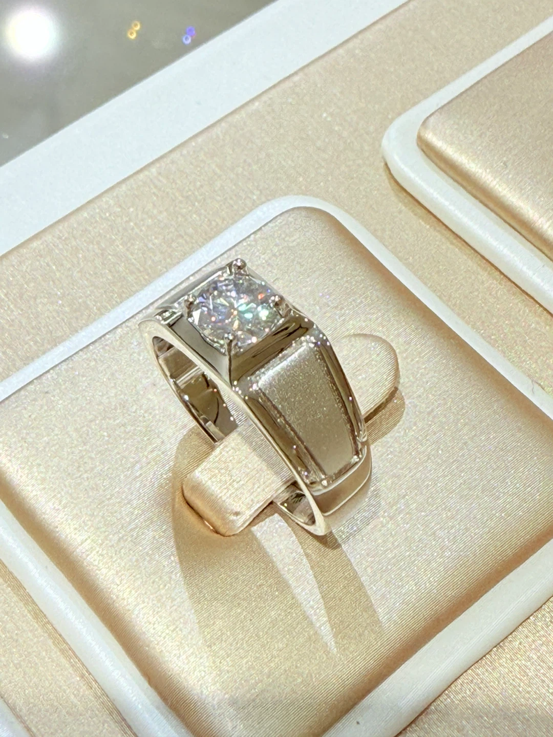 1 carat 925 sterling silver moissanite ring - photo 5