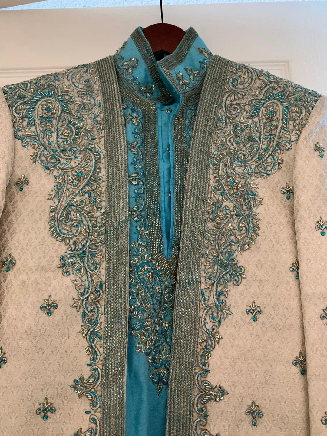 Men's Sherwani - Beige & Turquoise image indicator(2)