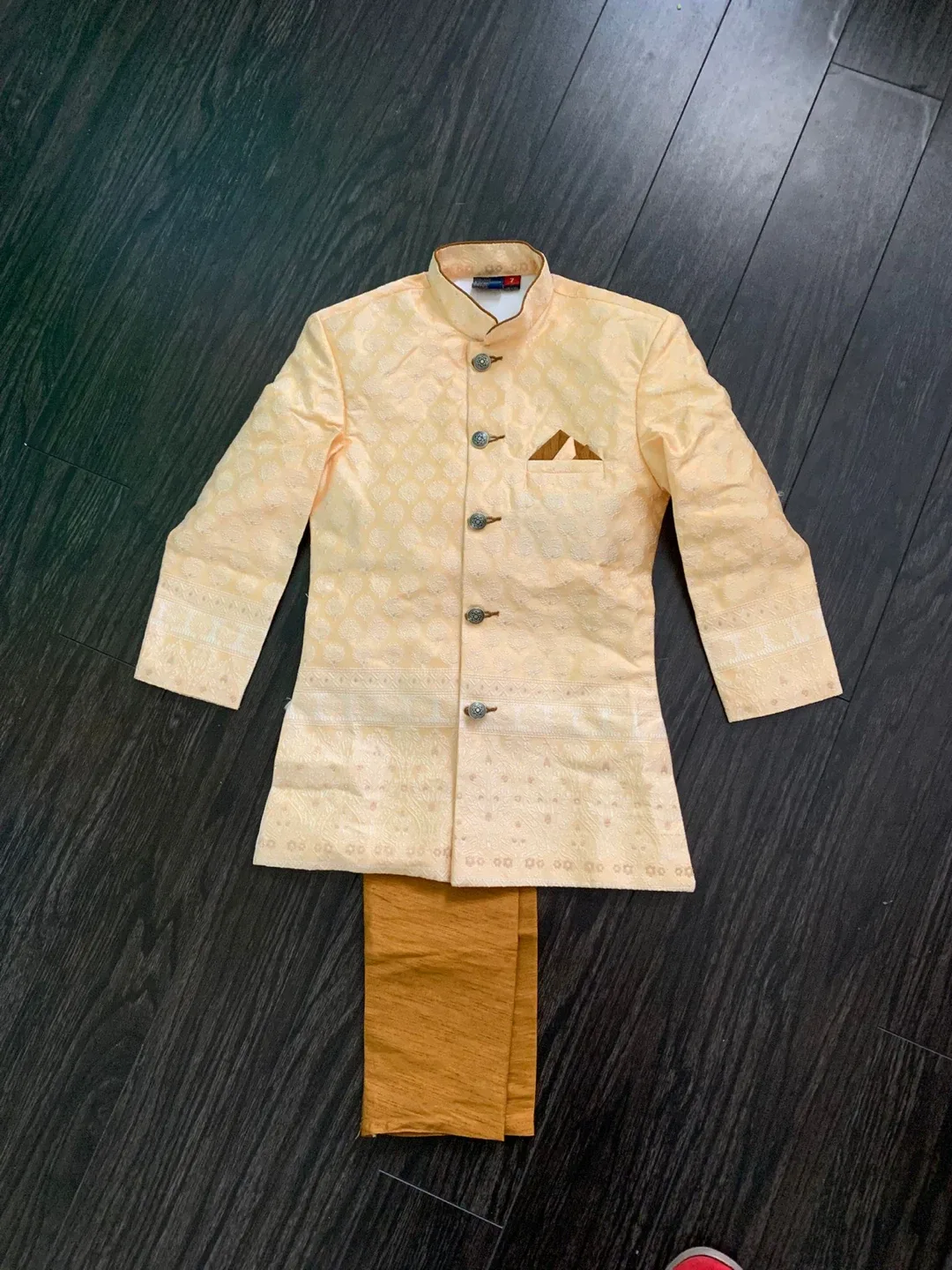Boys' Sherwani Set - Size 7 thumbnail