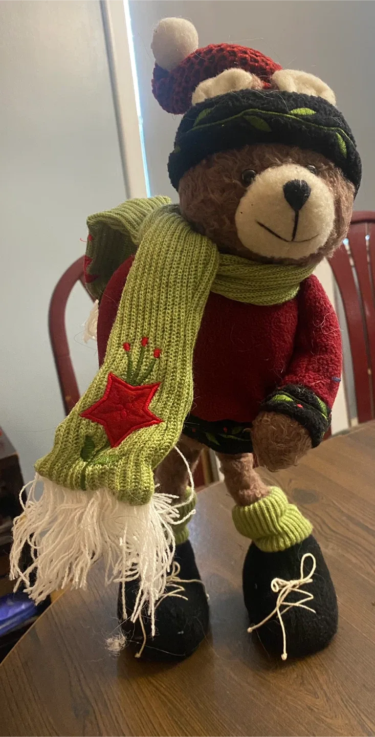 Decorative Bear Figure - Ours Décoratif thumbnail