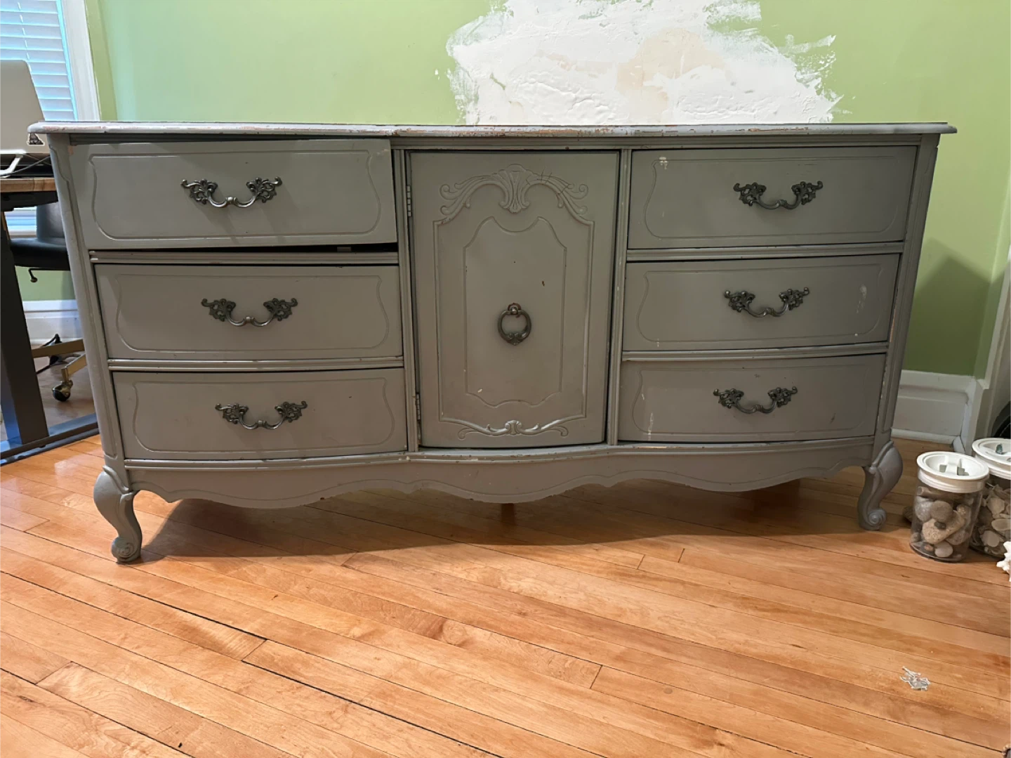 Solid wood Dresser - great for a project!