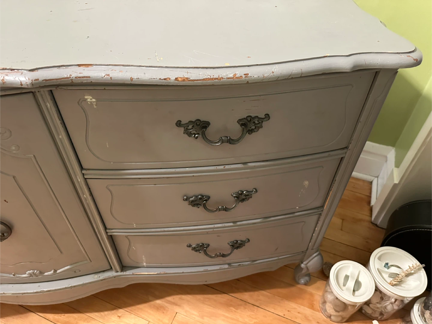 Solid wood Dresser - great for a project! - photo 4