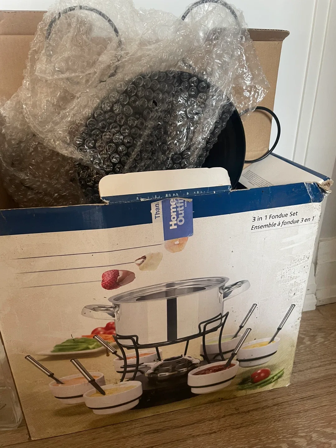 🥕Trudeau Sorrento 3-in-1 Fondue Set, New in Box thumbnail