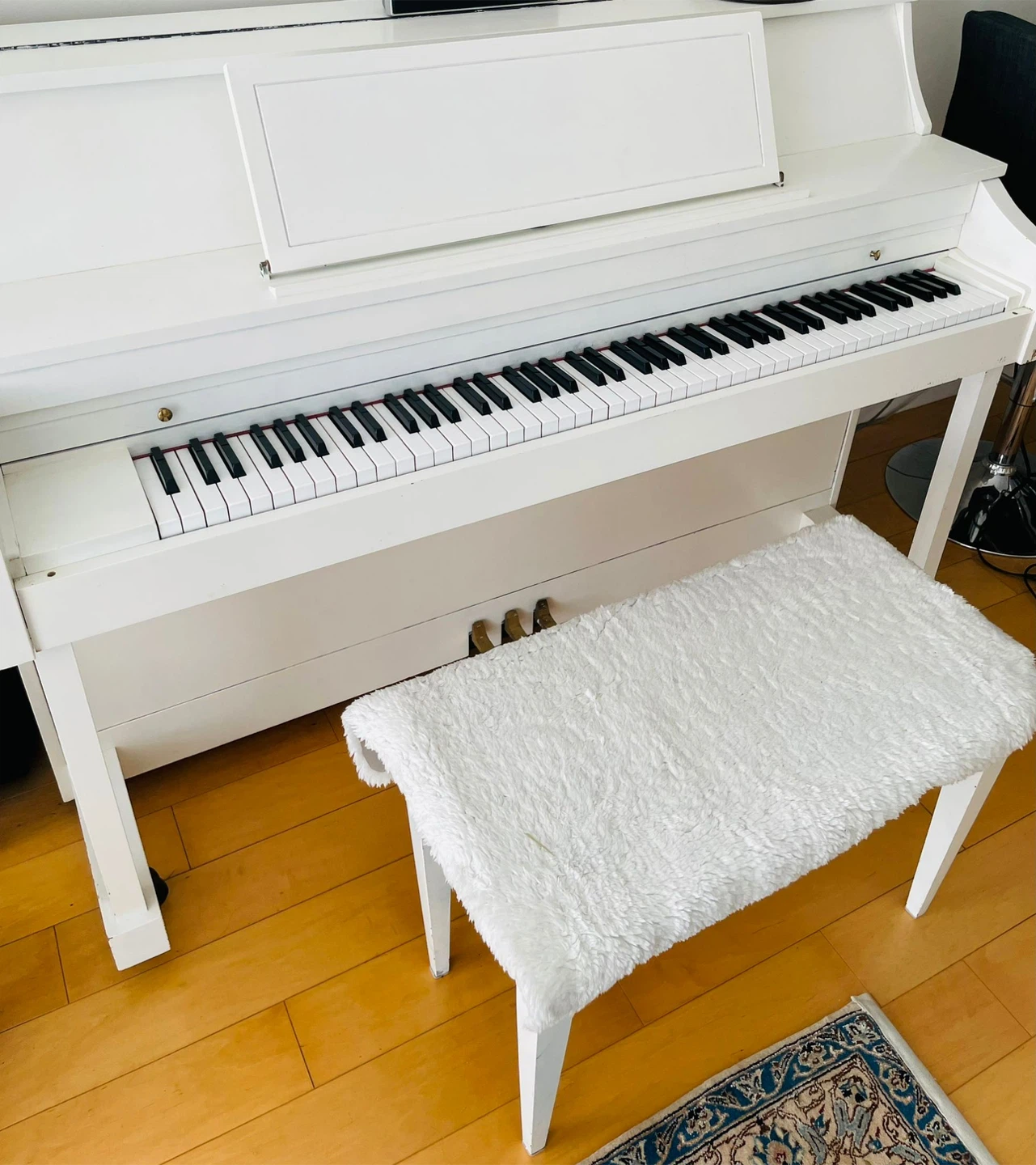 Heintzman Piano – Excellent Condition 🎹 - photo 2