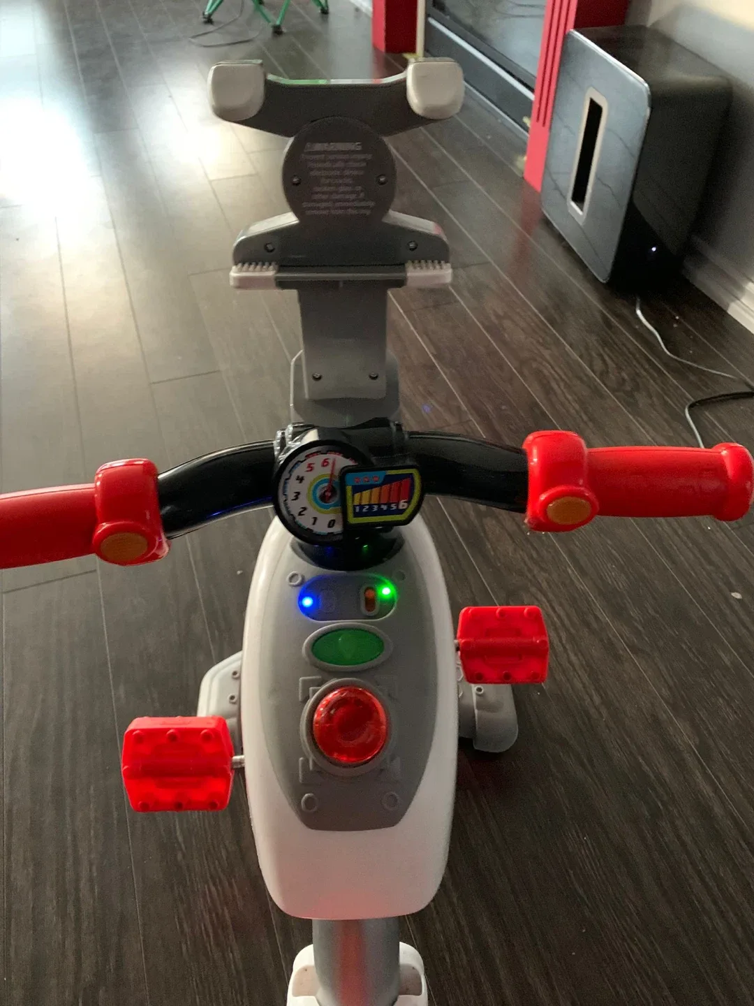 Fisher-Price Think & Learn Smart Cycle bike image indicator(3)