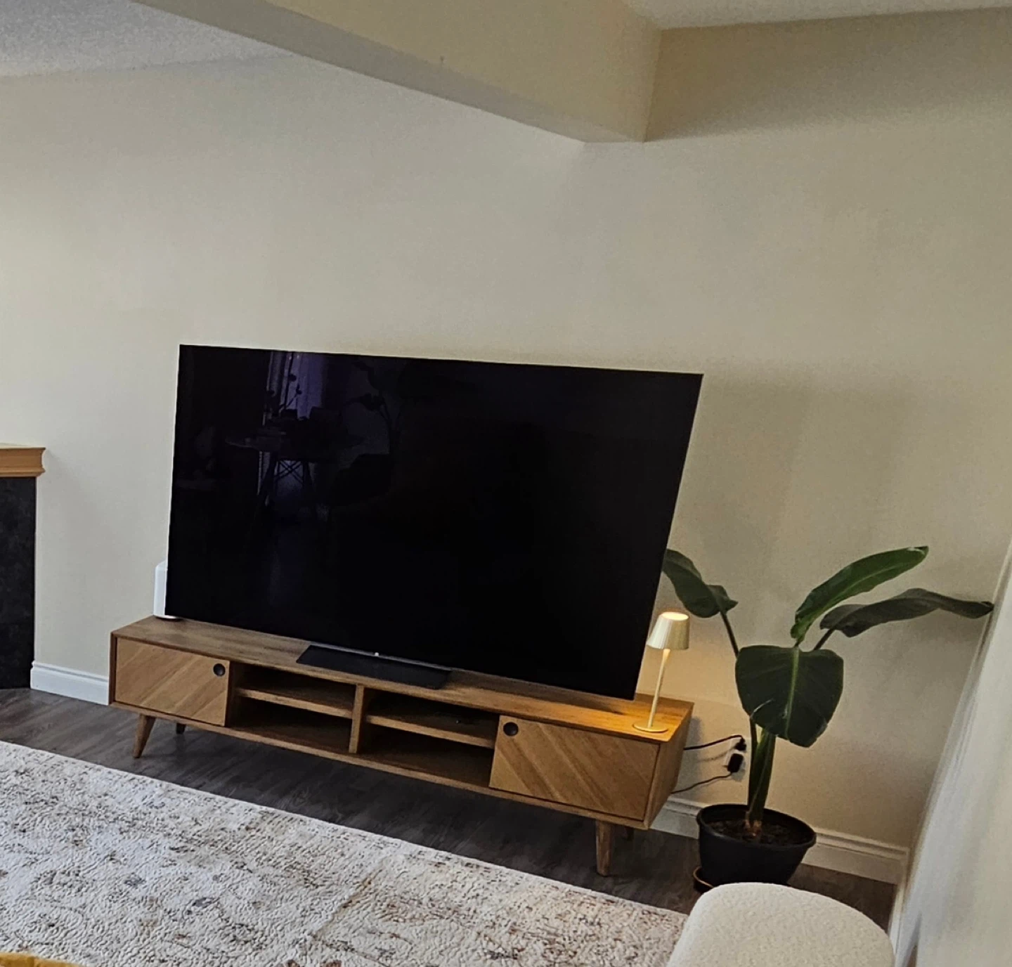 LG 77” Class - OLED C3 Series - 4K UHD OLED TV