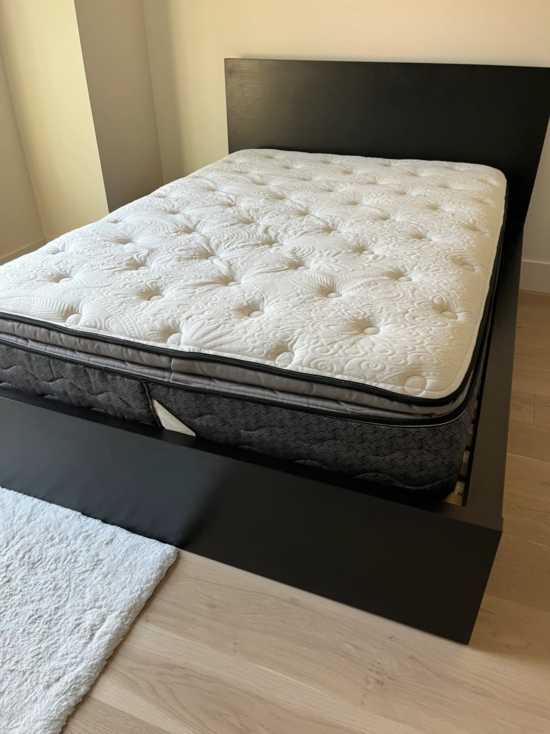 Double bed