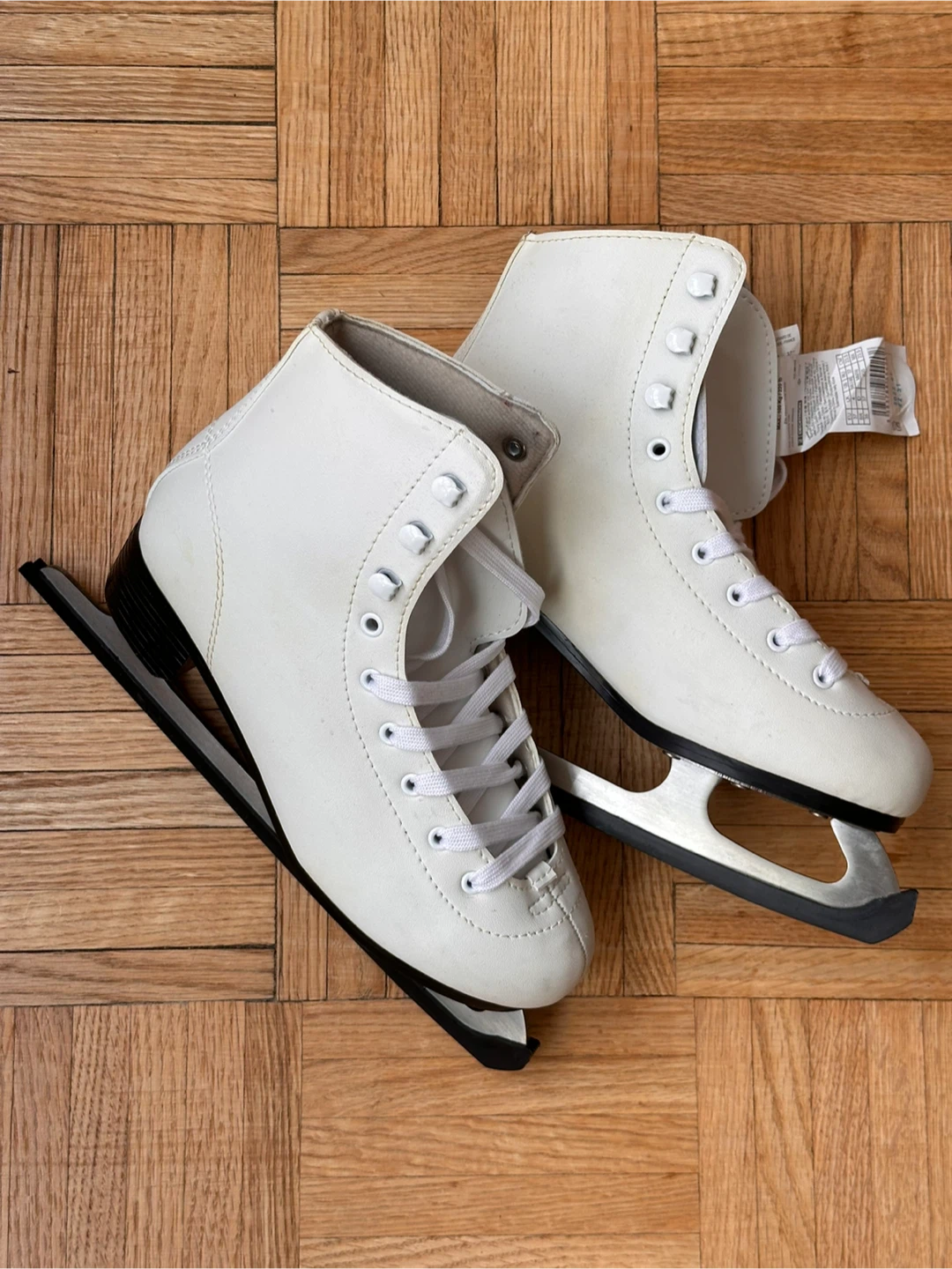 Women Ice Skates - Size 37 (US 6.5)