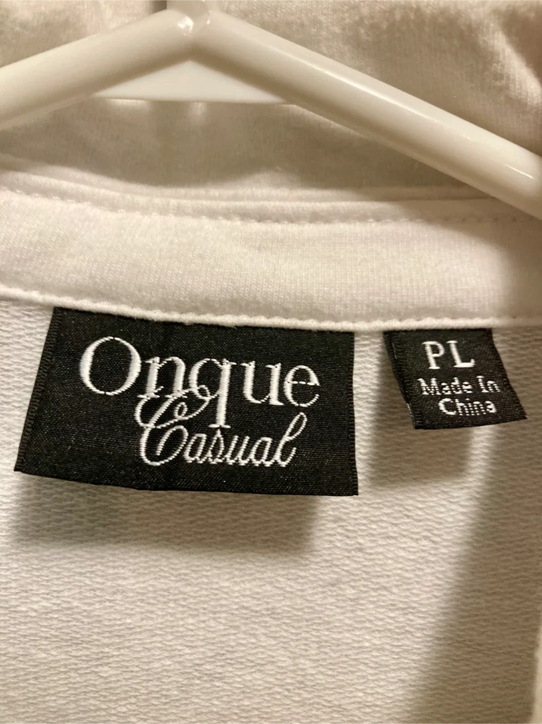 Women’s dress shirt / jacket image indicator(5)